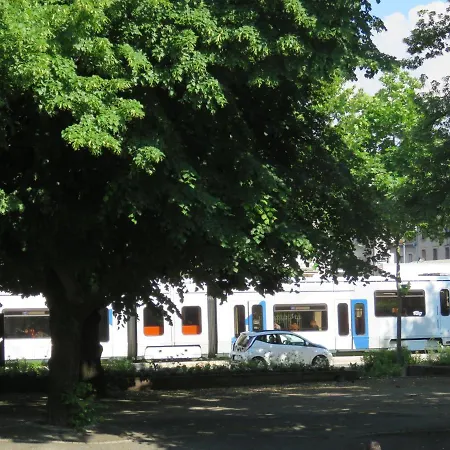 La Petite Maison 3*