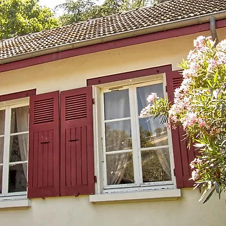La Petite Maison 3*