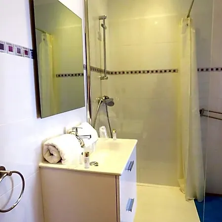 La Petite Maison 3*